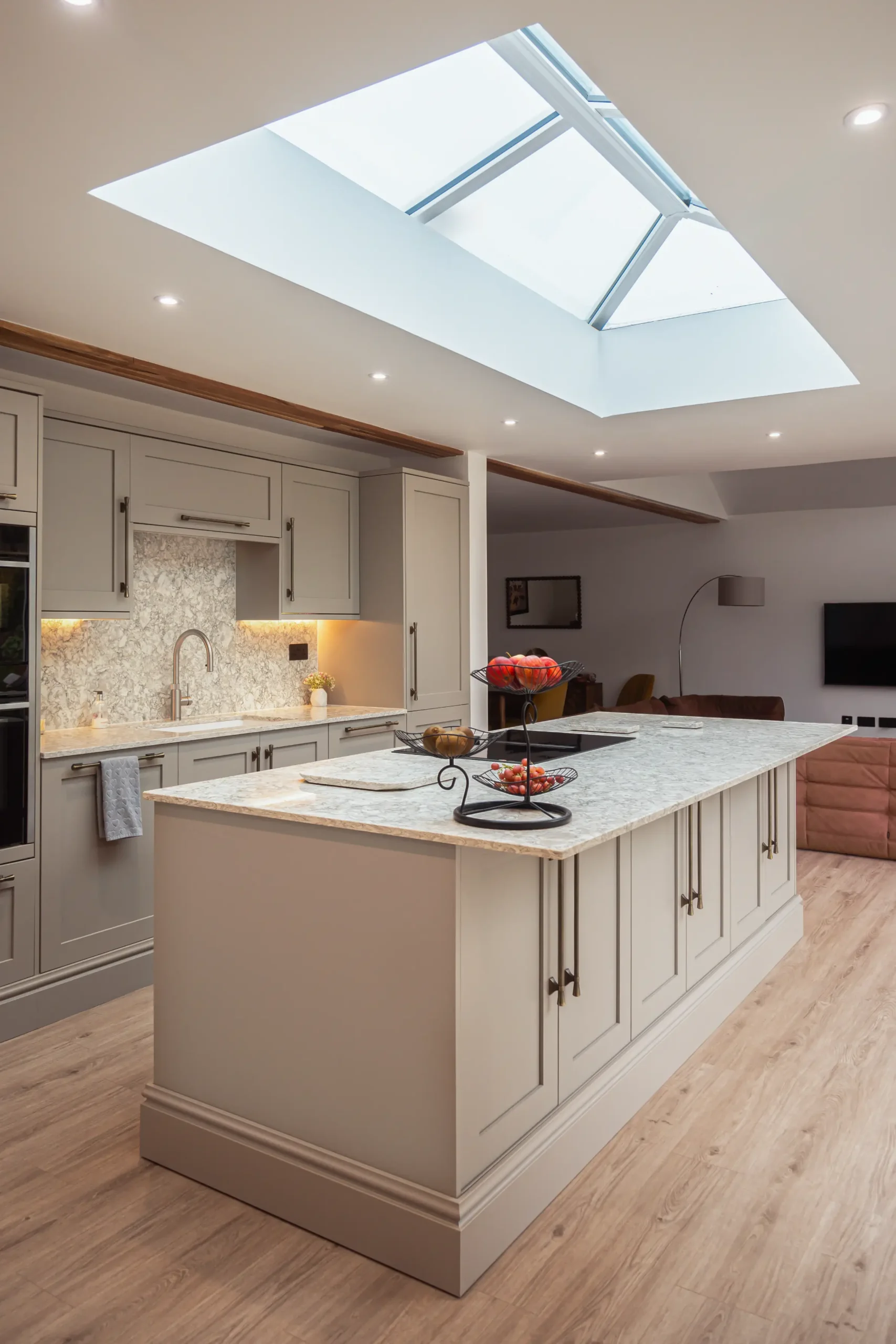 Atlas White worktop showing sparkle finish