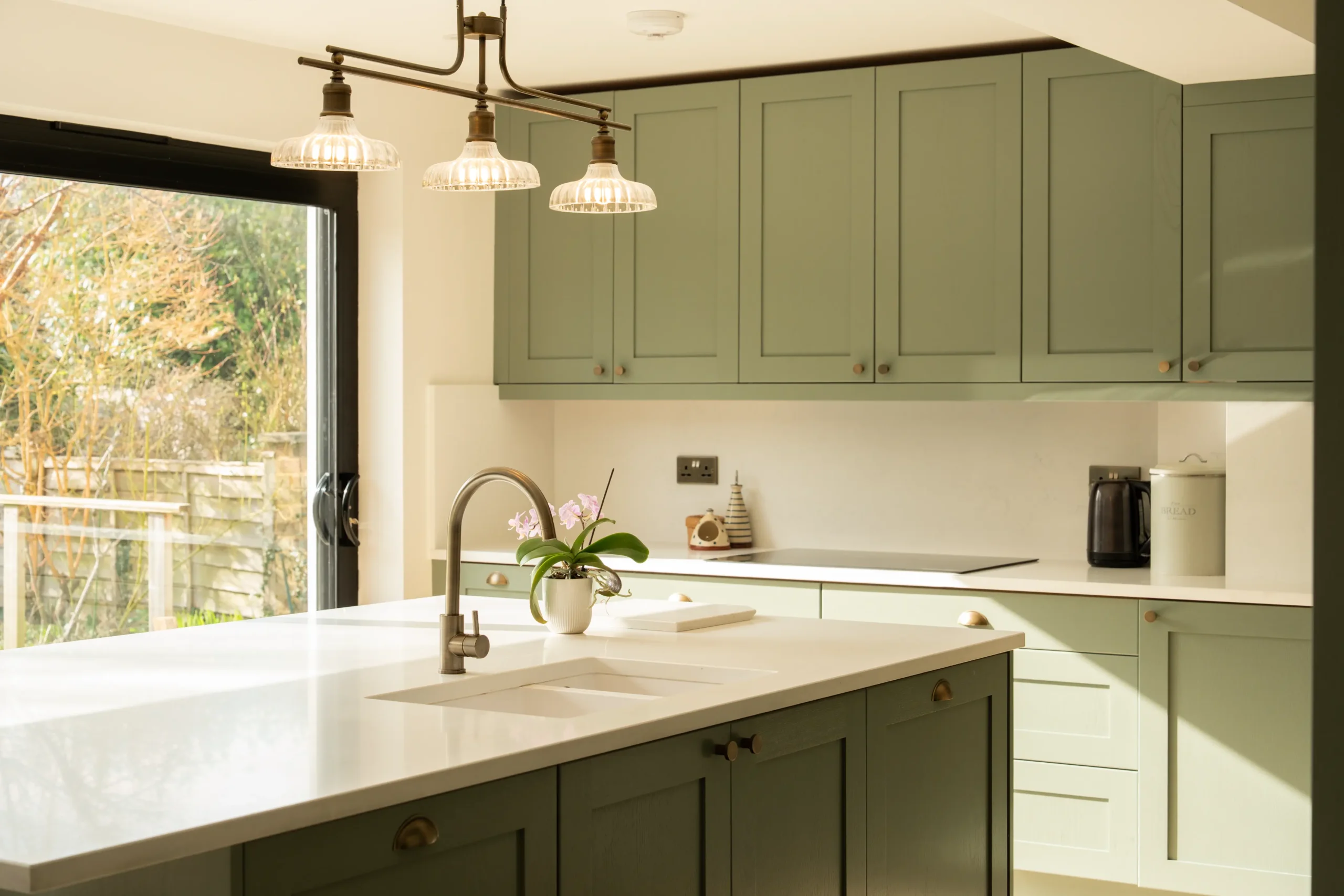 Bianco Carrara worktop showing delicate smoky grey veining
