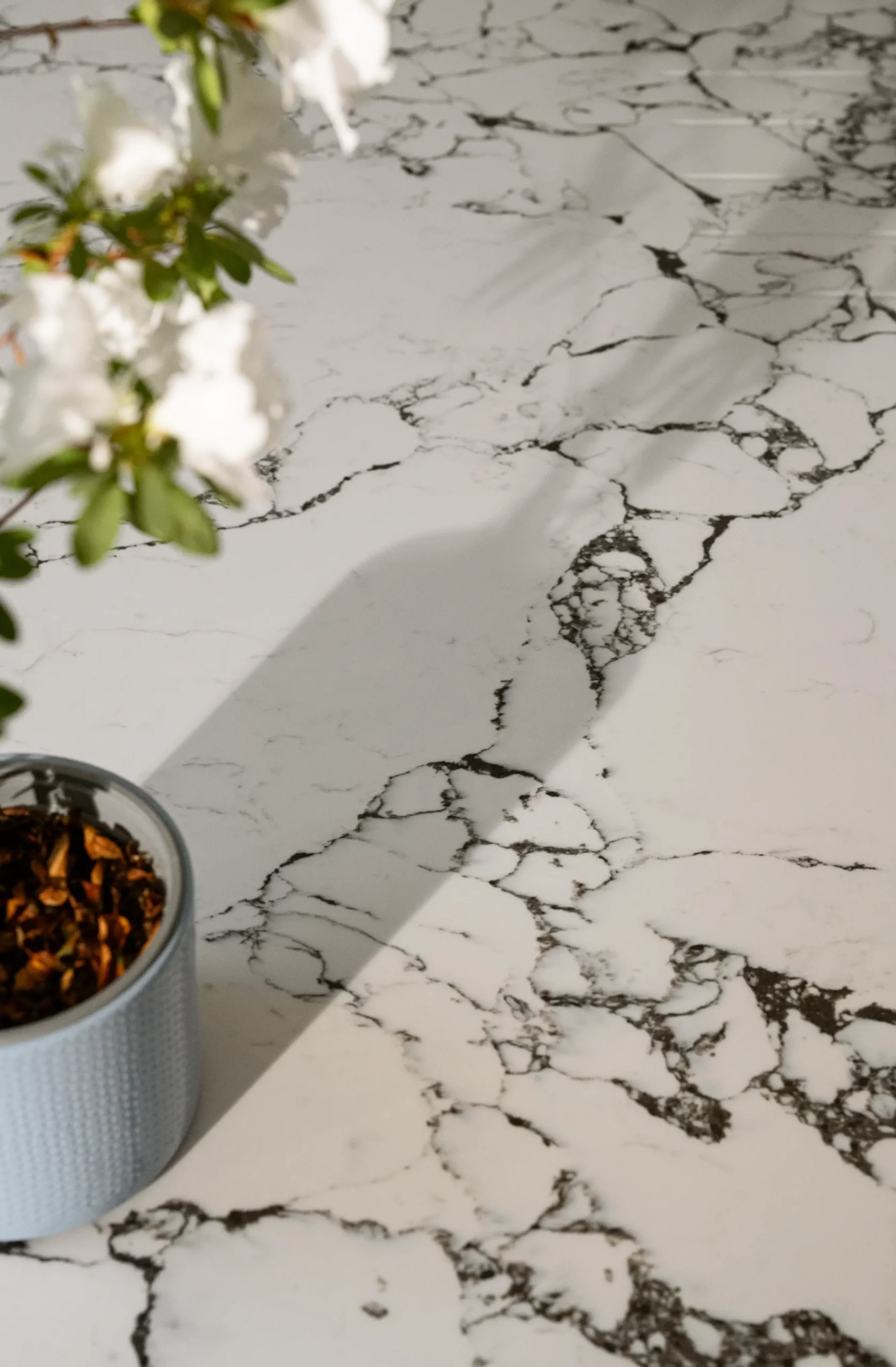 Arabescato worktop showing soft, flowing grey veining