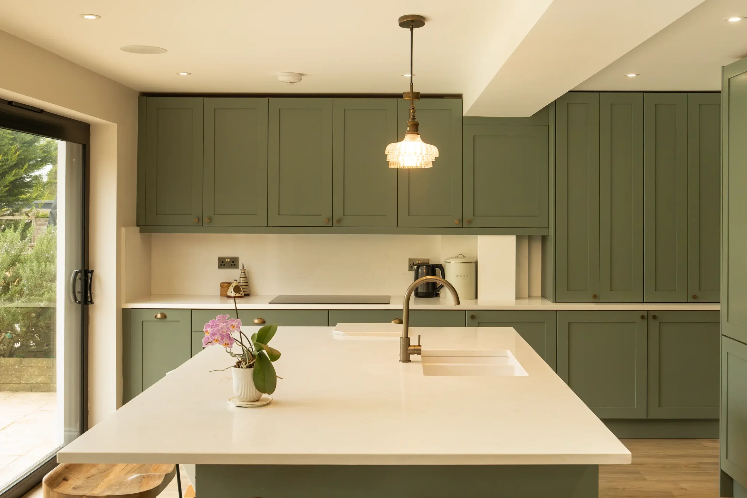 Bianco Carrara worktop showing delicate grey veining