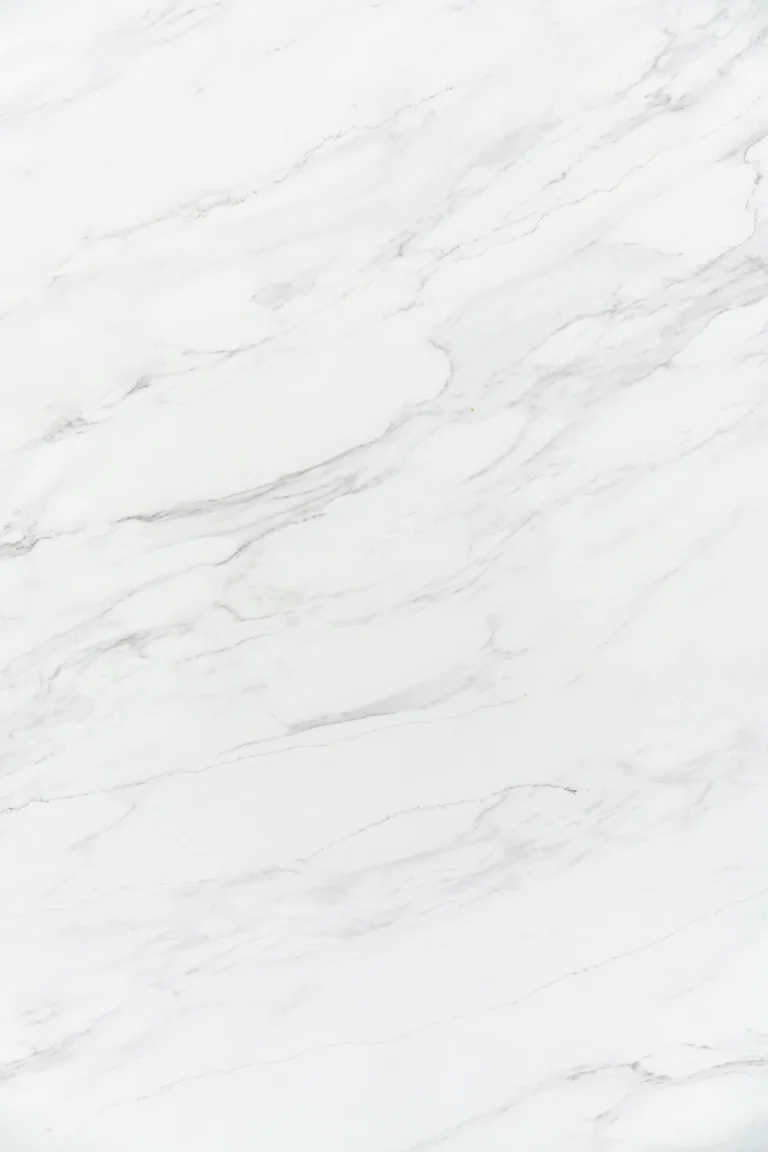 Calacatta Oro worktop with soft grey and subtle gold veining