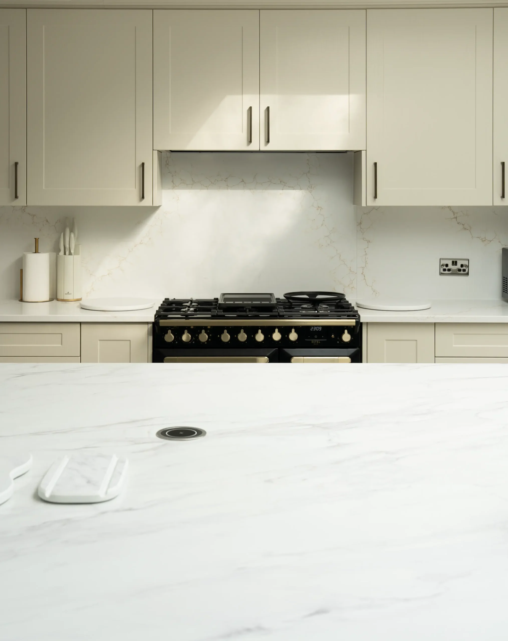 Calacatta Oro worktop showing soft grey and subtle gold veining