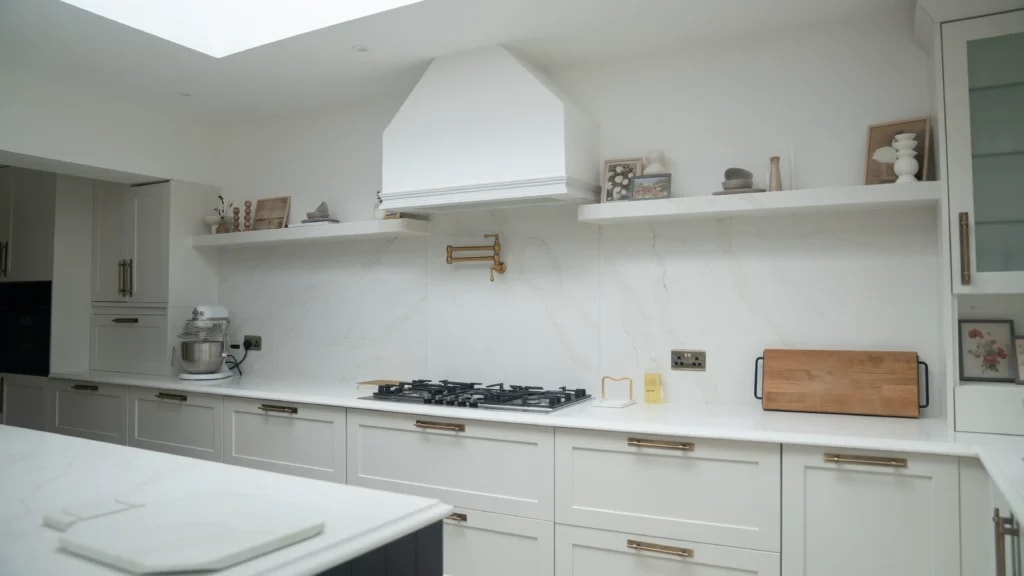 Calacatta Gold Worktops: A Northamptonshire Baking Kitchen project gallery image 3