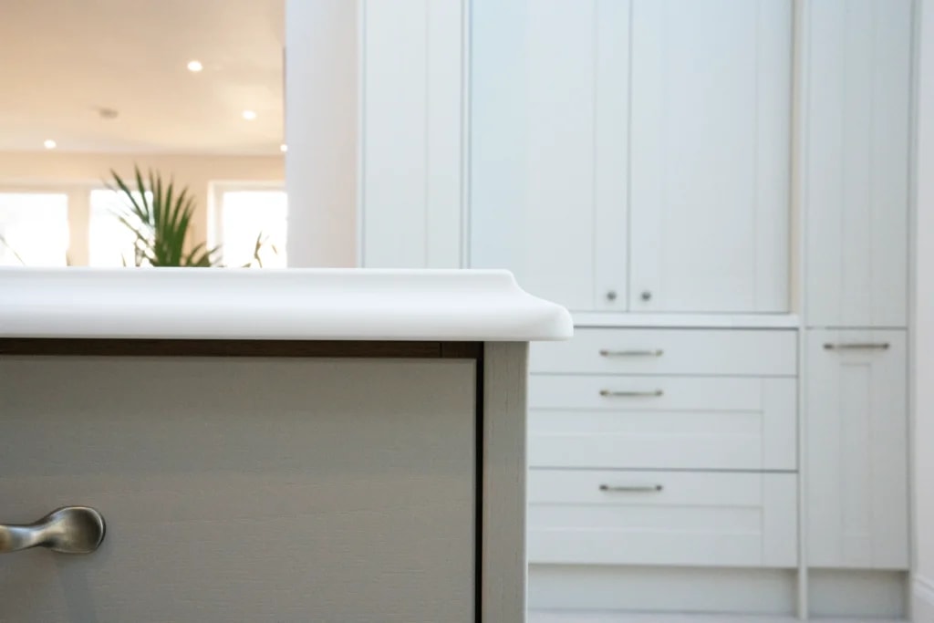 Calacatta Gold Worktops: Rounded Edges in Hertfordshire project gallery image 4