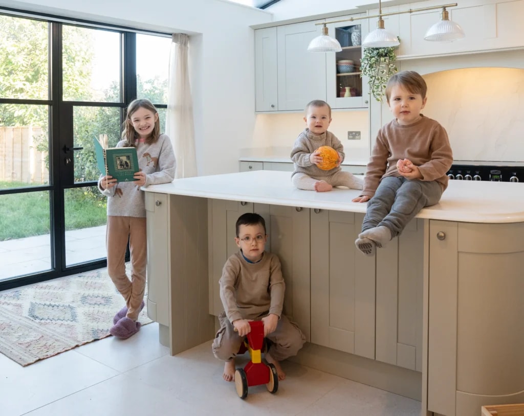 Calacatta Gold Worktops: Rounded Edges in Hertfordshire project gallery image 2