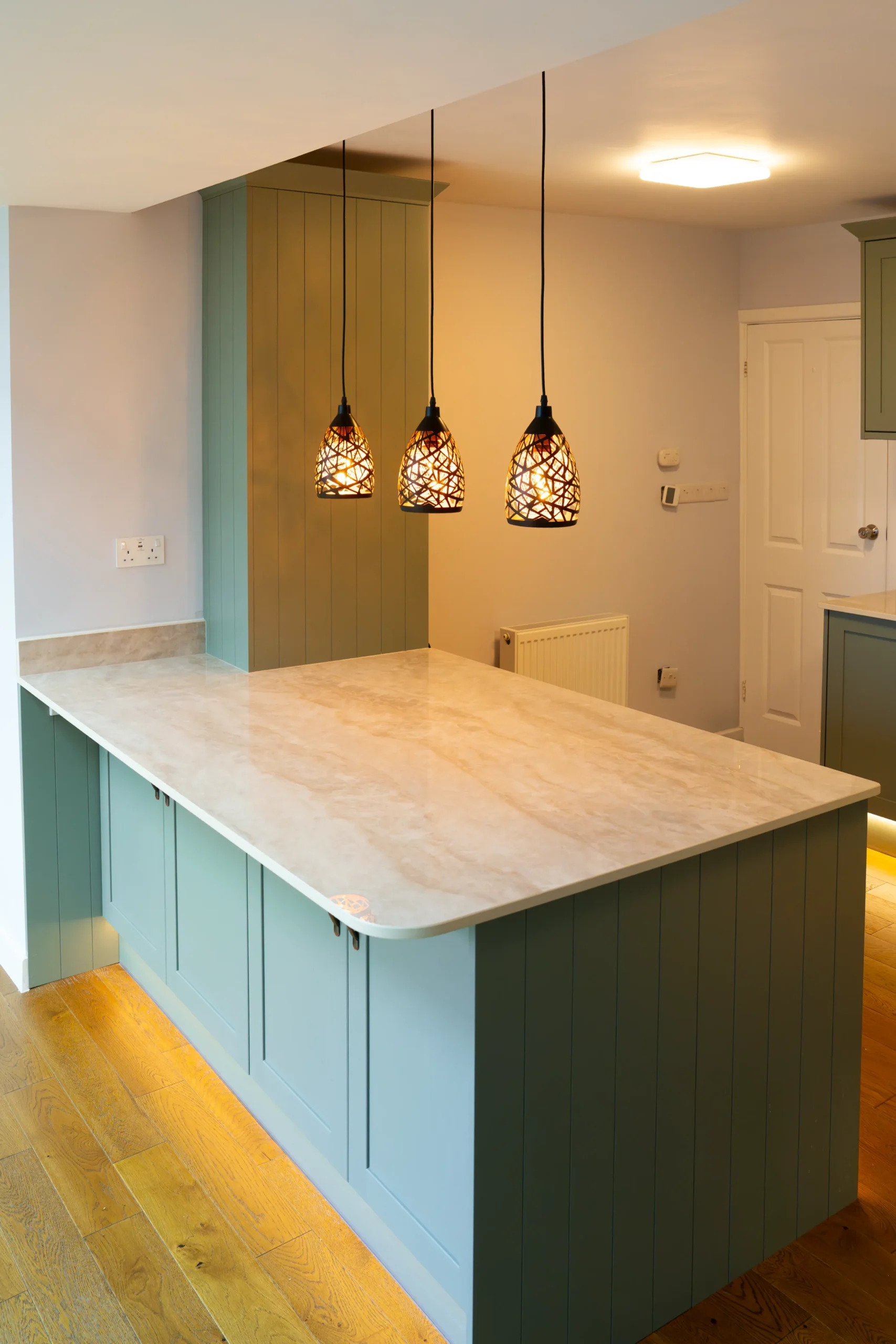Crema sintered stone worktop showing cream veining