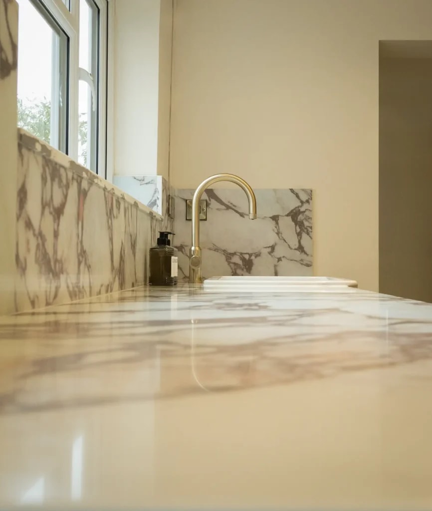 Calacatta Viola Worktops: A Northamptonshire Creator’s Kitchen project gallery image 1
