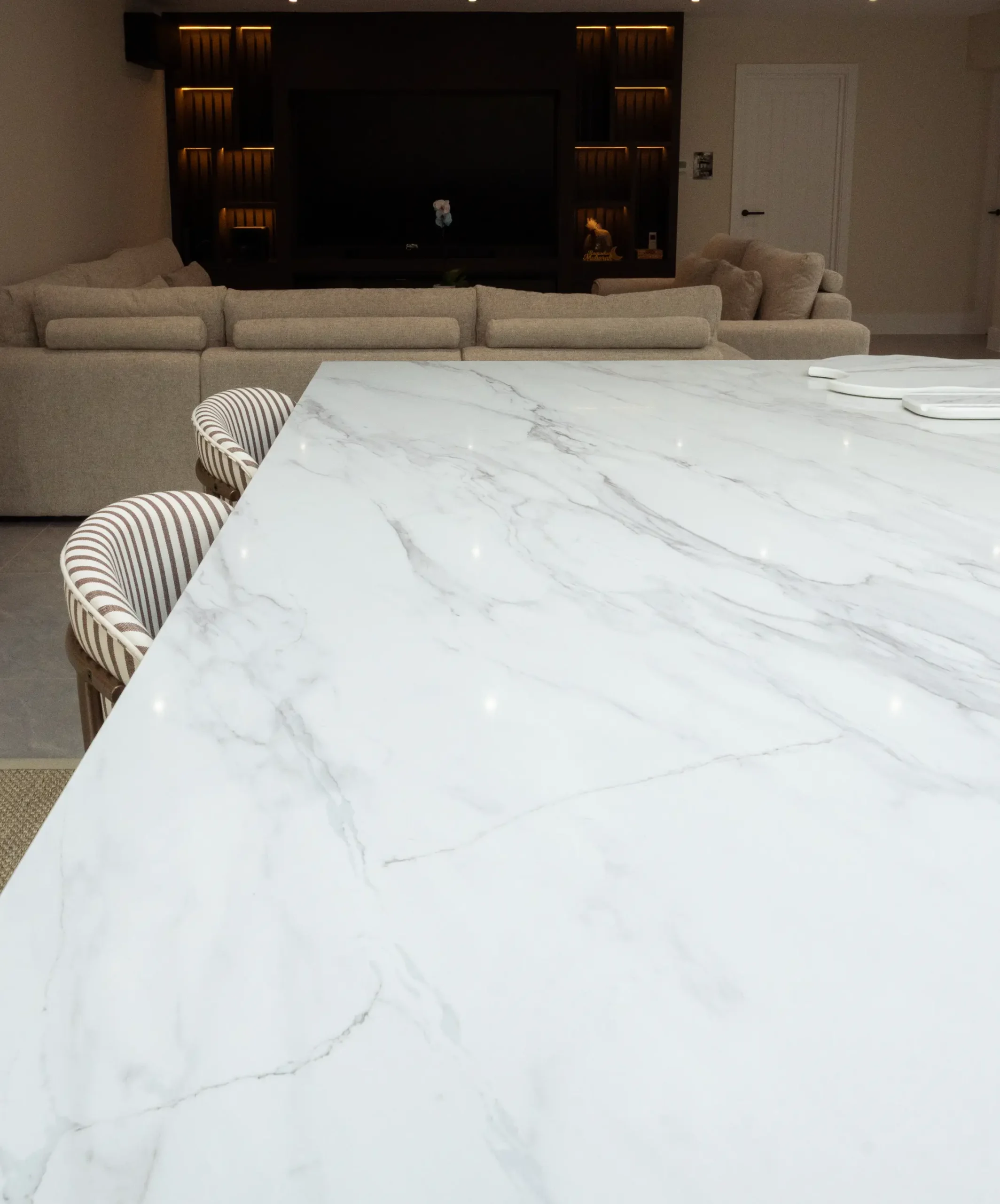 Calacatta Oro worktop showing soft grey and subtle gold veining