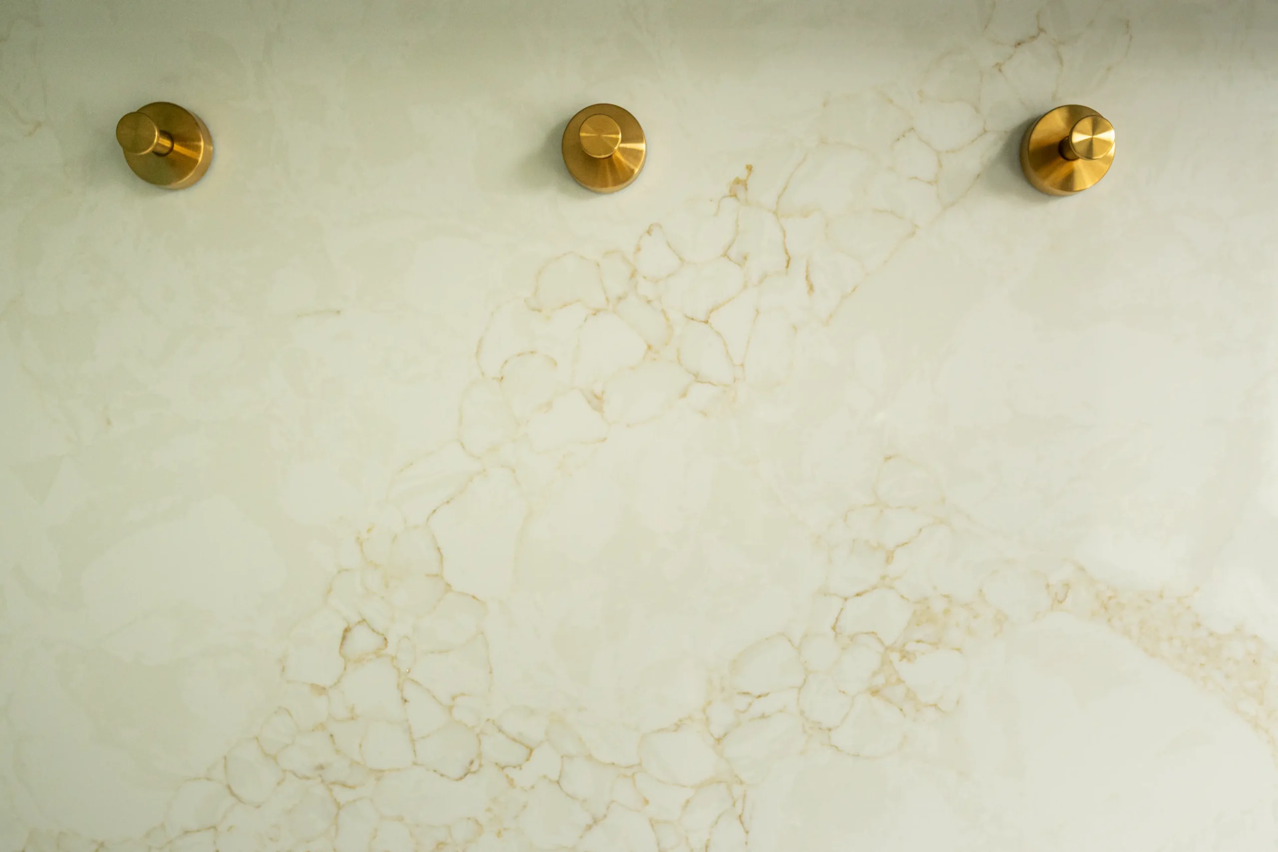 Gold Superior worktop showing elegant grey and soft gold veining