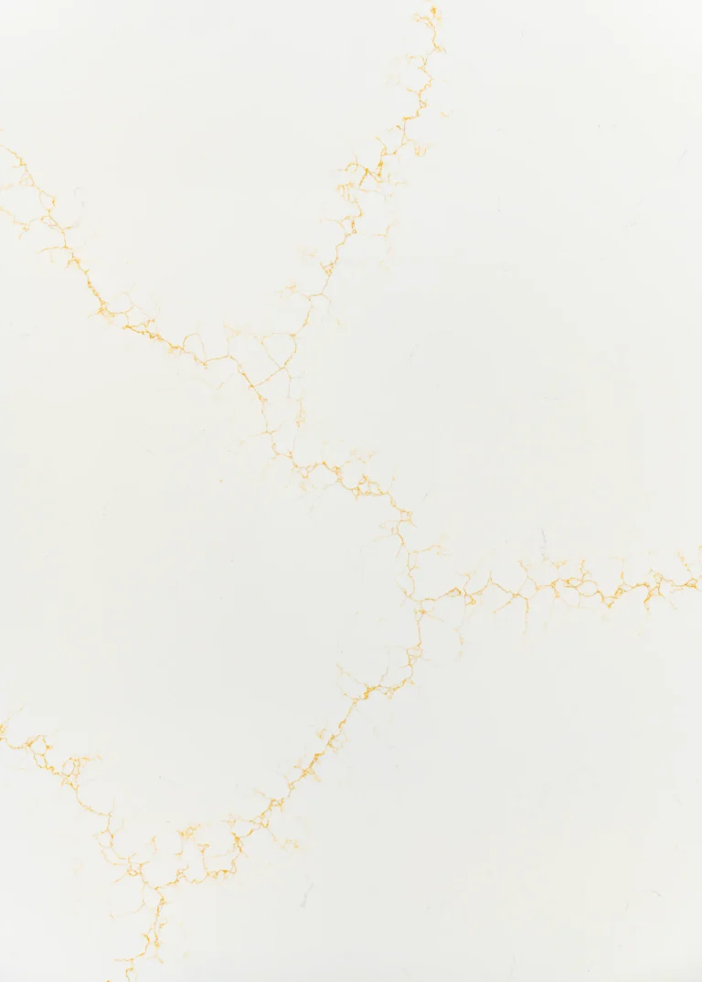 Misterio Gold worktop with subtle champagne-gold veining