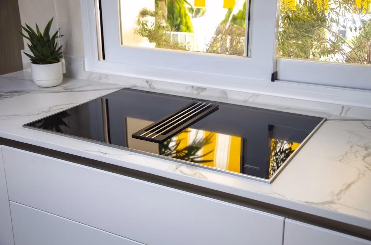 Marina Dekton worktop in a completed kitchen project