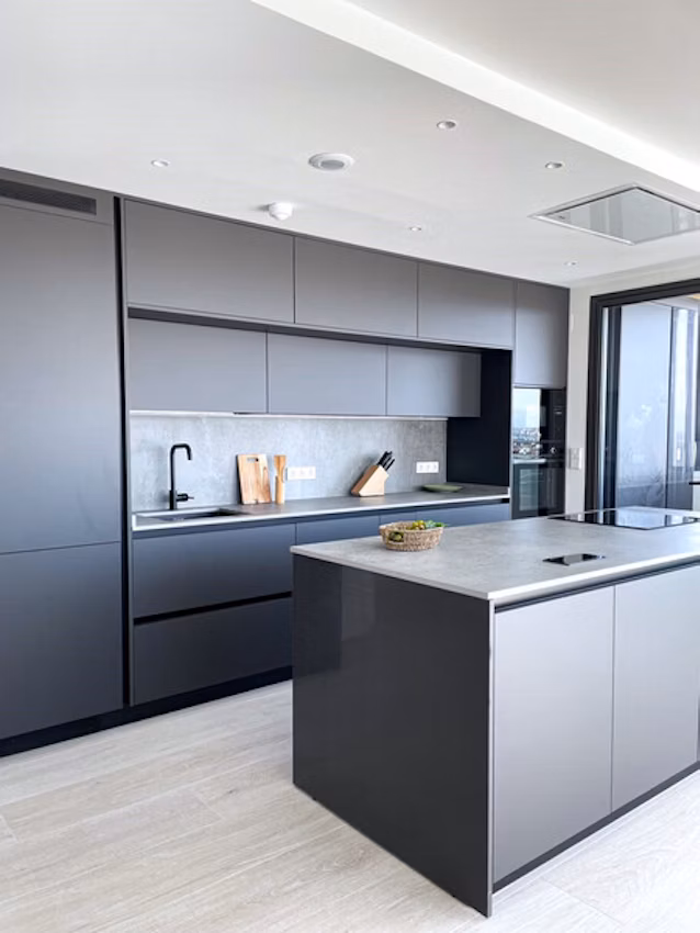 Kitchen project with Soke Dekton worktop