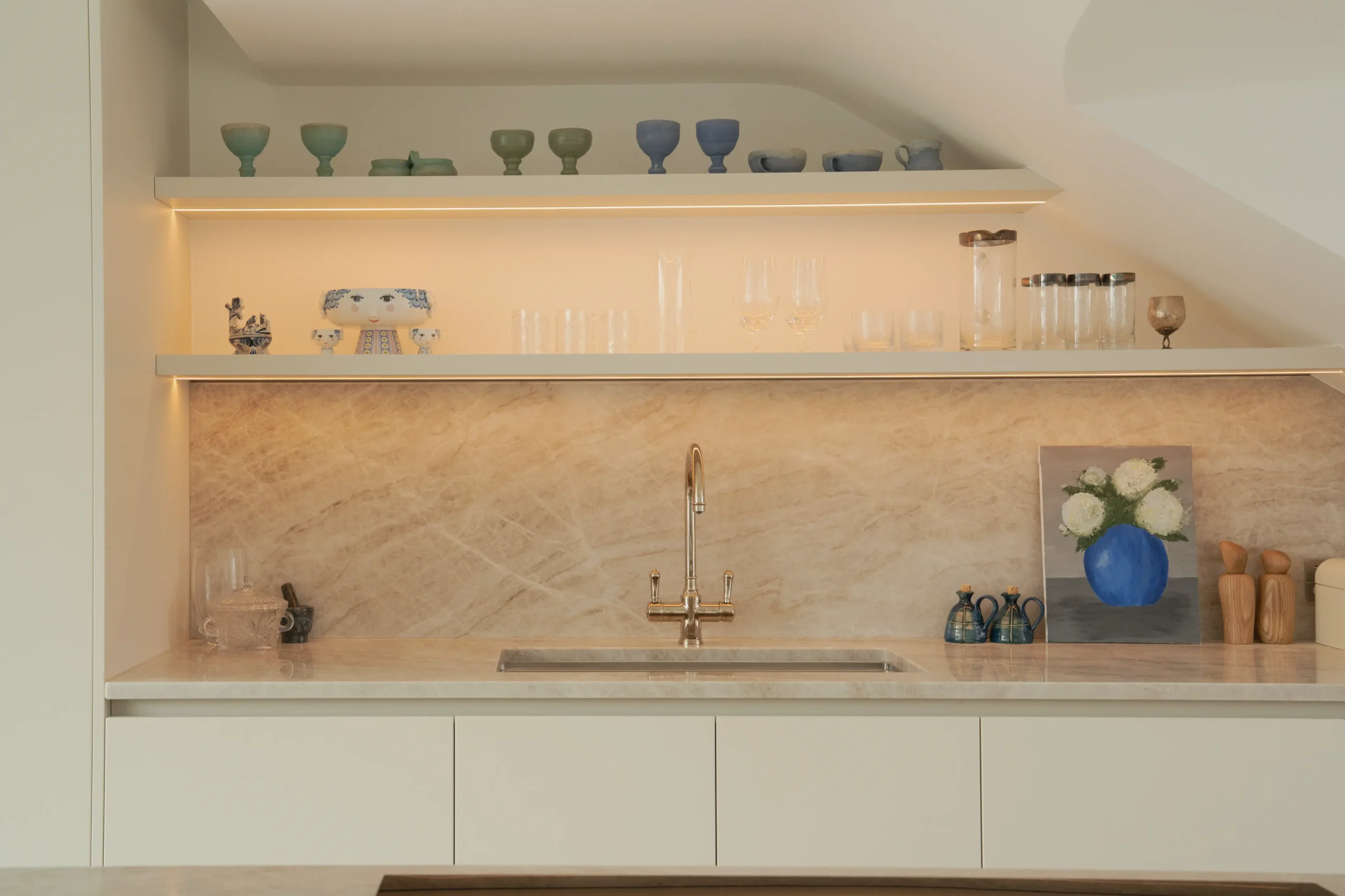 Taj Mahal worktop showing soft, flowing veining