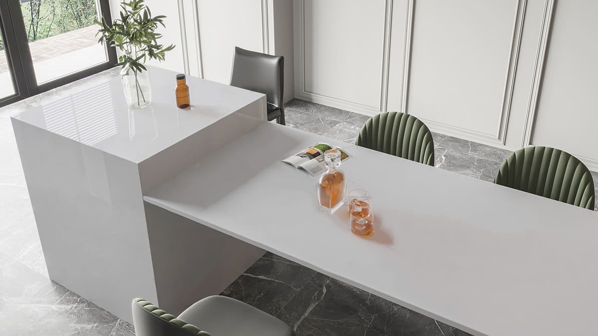 Ultra White worktop in a completed kitchen project