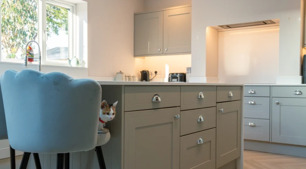 20mm vs 30mm Kitchen Worktops: Which Thickness Should You Choose? 4 aspen ice kitchen worktop