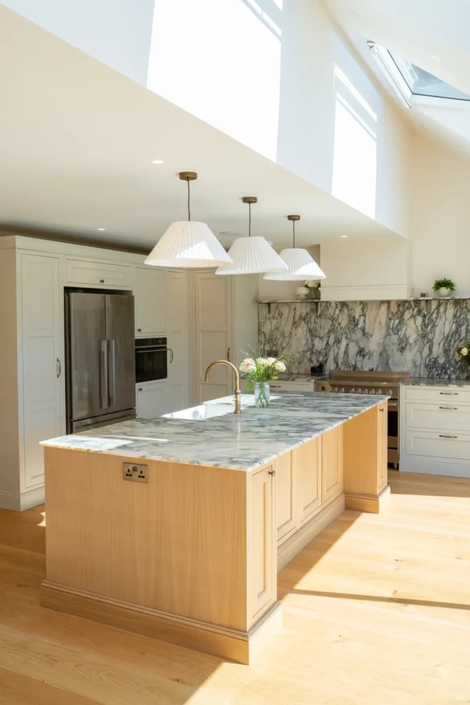 Calacatta Monet Marble Kitchen Worktops in Hove: Khalid’s Kitchen project gallery image 1