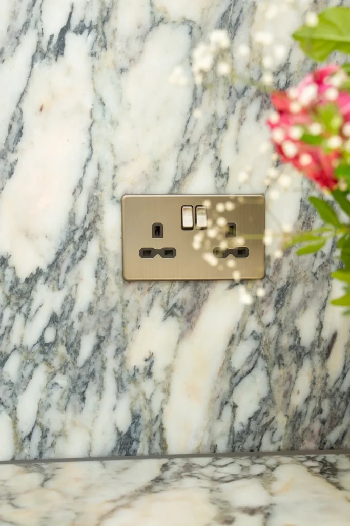 Calacatta Monet Marble Kitchen Worktops in Hove: Khalid’s Kitchen project gallery image 7