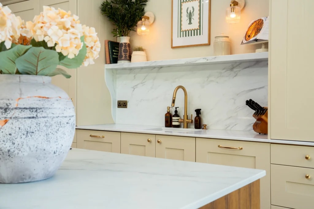 Calacatta Oro Kitchen Worktops in Amersham: Lucy’s Kitchen project gallery image 5