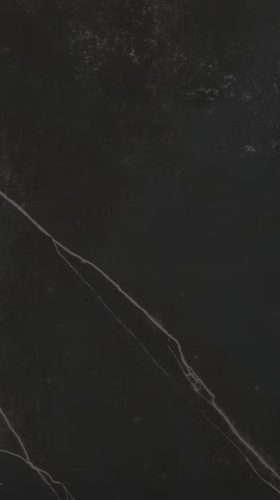 Kelya Dekton worktop with black marble-effect veining